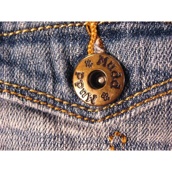 MUDD Juniors Capri Jeans TAG: 3 Blue DISTRESSED Patchwork Low Rise - Picture 6 of 9